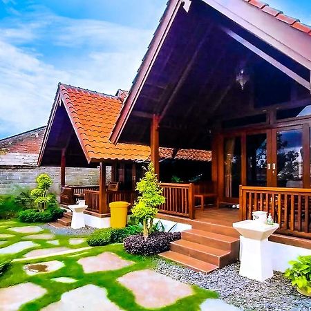 Andung Andung Villa And Resto 바뉴왕기 외부 사진