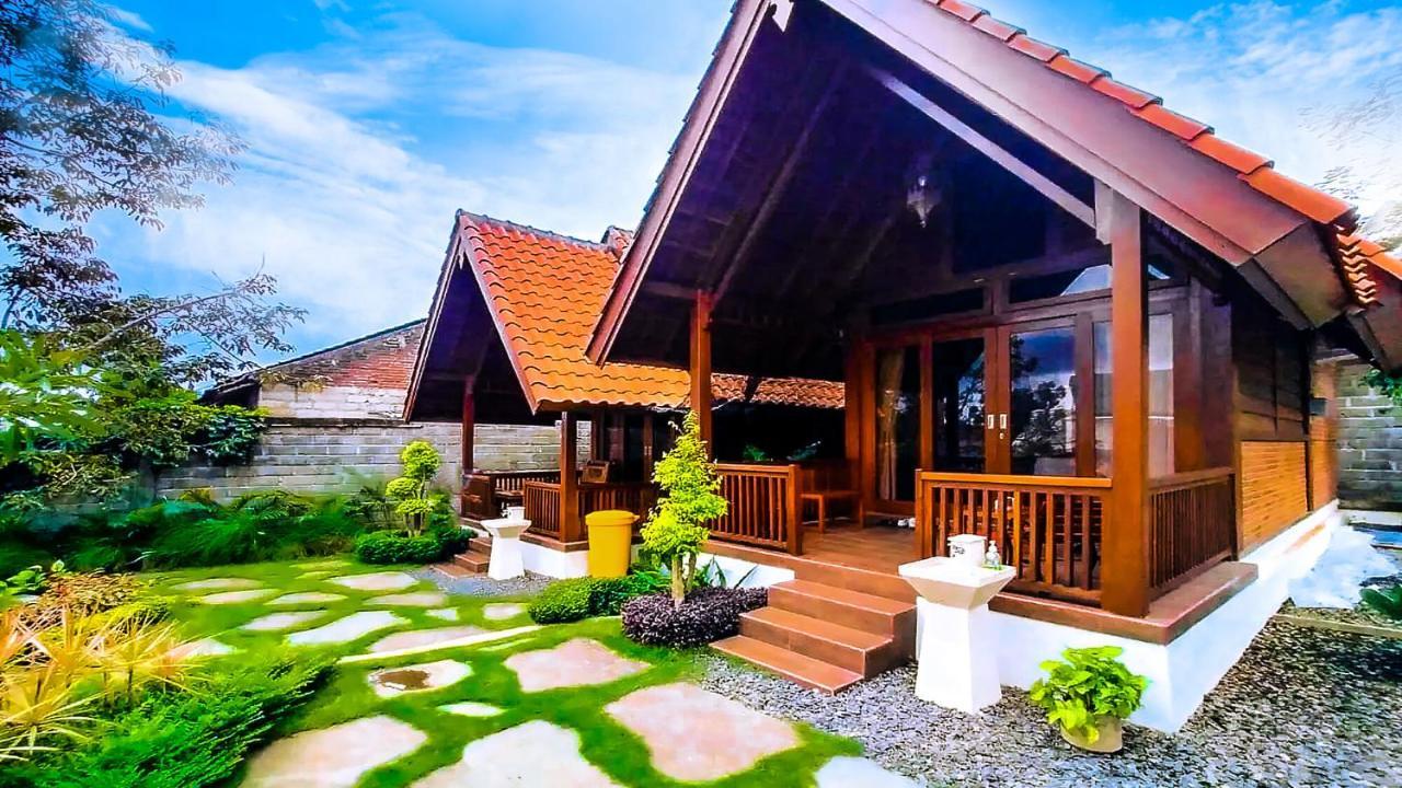 Andung Andung Villa And Resto 바뉴왕기 외부 사진